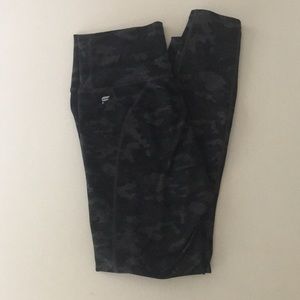 Camo high waisted powerhold leggings